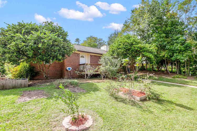 2308 Aster Way Tallahassee, FL 32308