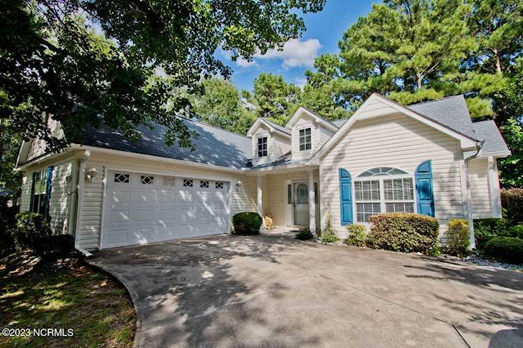 501 Windsong S Swansboro, NC 28584