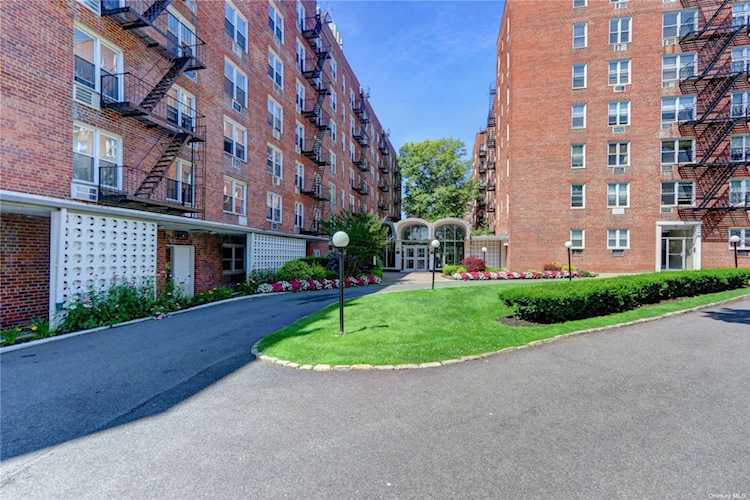 54-40 Little Neck Parkway #5-C Little Neck, NY 11362