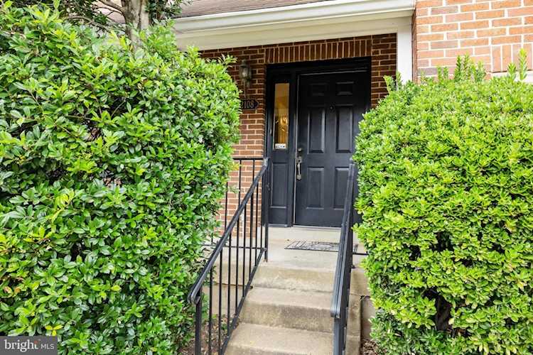 2108 Dominion Heights Ct For Sale in Falls Church Photo 1