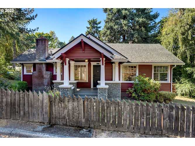 6411 SW 32nd AVE Portland, OR 97239