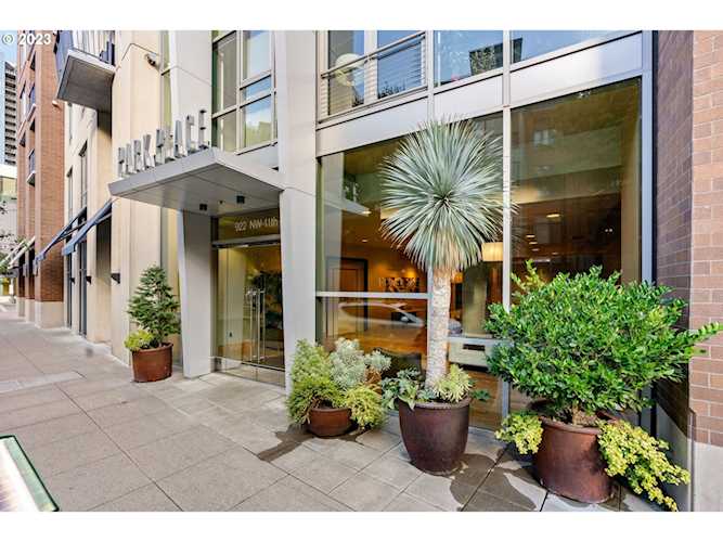 922 NW 11th AVE #705 Portland, OR 97209