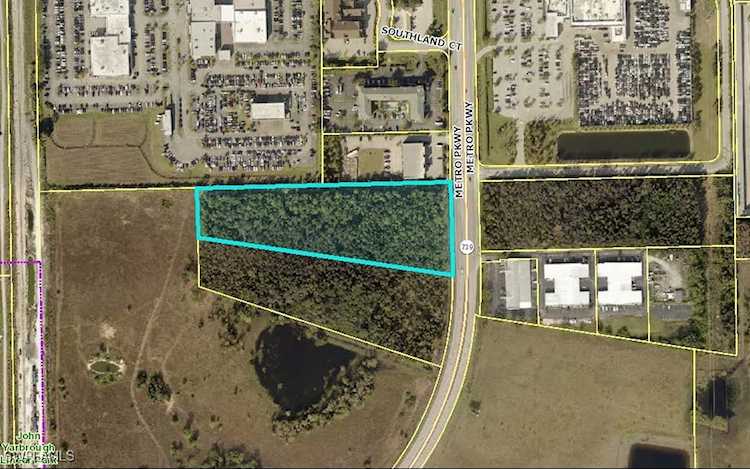 10200 Metro Parkway Fort Myers, FL 33966