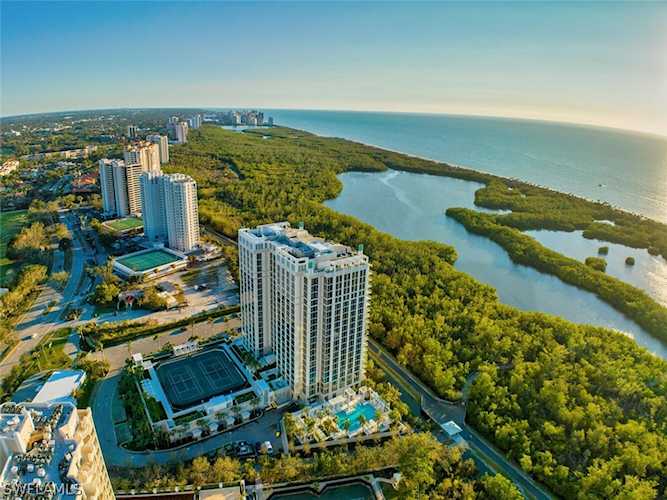 6897 Grenadier Blvd #1804 Naples, FL 34108