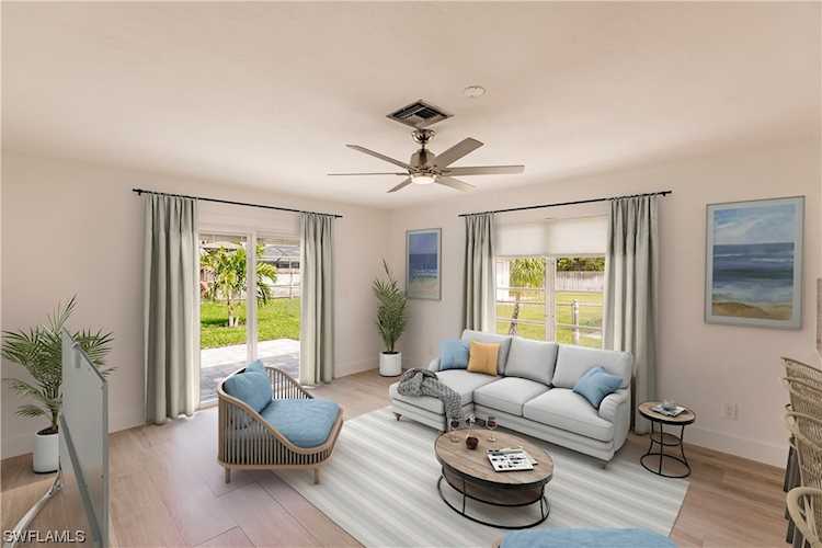 639 N 98th Ave Naples, FL 34108