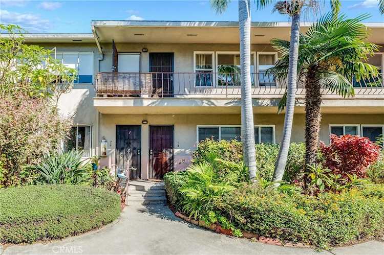 1035 E Appleton St #5 Long Beach, CA 90802