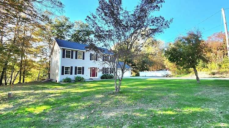 254-A Holland Rd Sturbridge, MA 01518