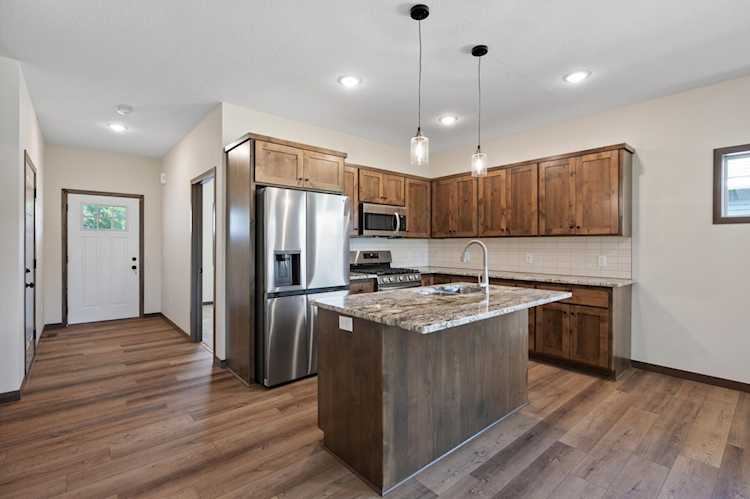 2860 Eastview Court Anoka, MN 55303