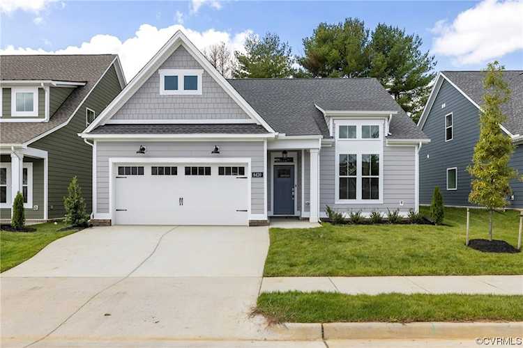 8420 Chimney Rock Dr Mechanicsville, VA 23116