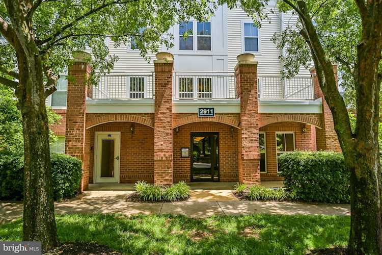 2911 Deer Hollow Way #120 Fairfax, VA 22031 | MLS VAFX2148786 Photo 1