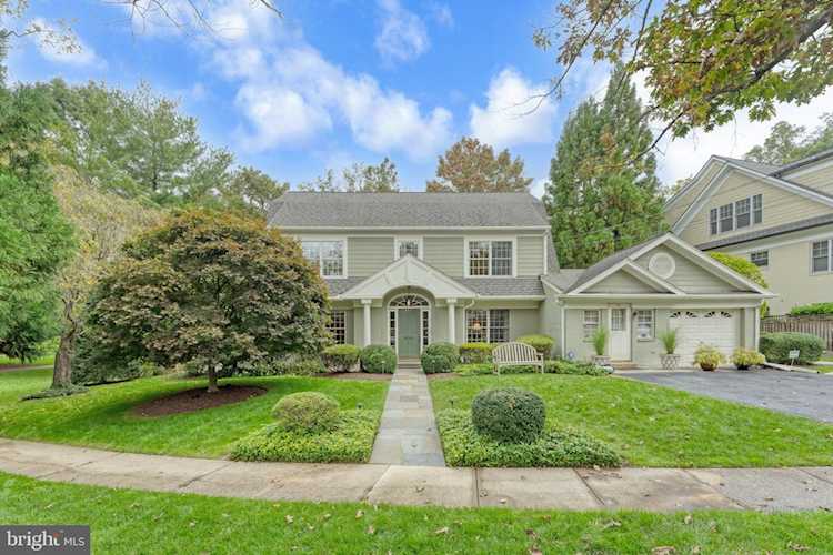 4835 Drummond Ave Chevy Chase, MD 20815