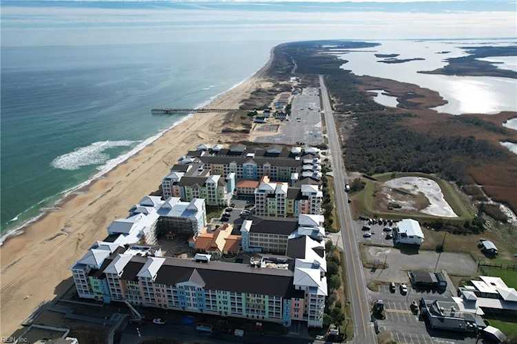 3738 Sandpiper Rd #424B Virginia Beach, VA 23456