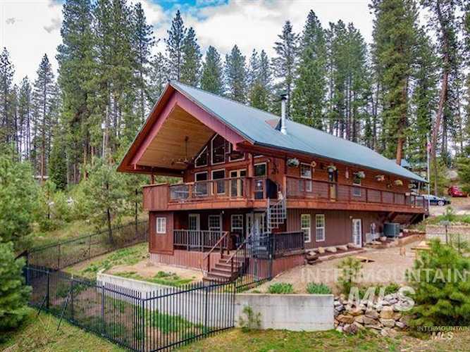 18 Shady Ln Garden Valley, ID 83622