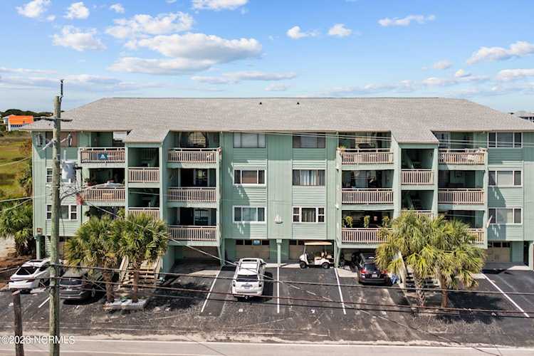 1709 Canal Dr Carolina Beach, NC 28428