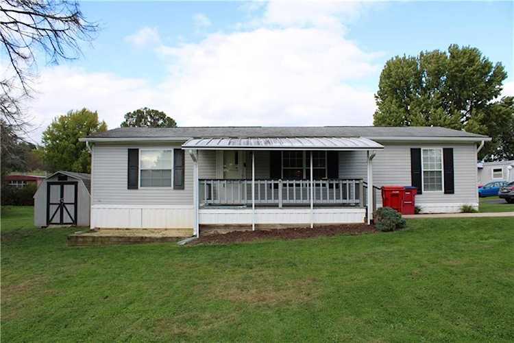 8822 Turkey Ridge Rd Breinigsville, PA 18031