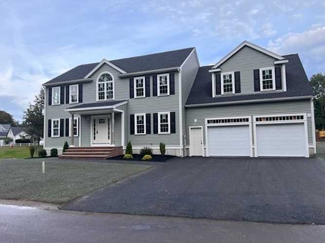9 Cummings Way Holbrook, MA 02343