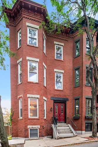 8 Auburn St Boston, MA 02129