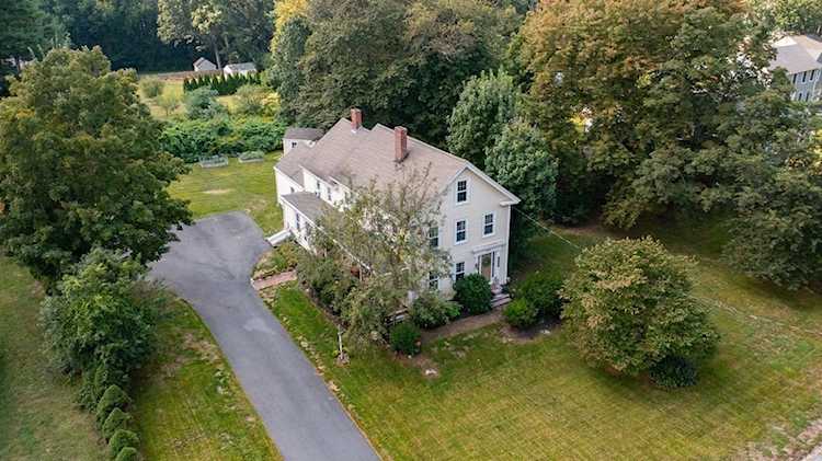 295 Woburn St Wilmington, MA 01887