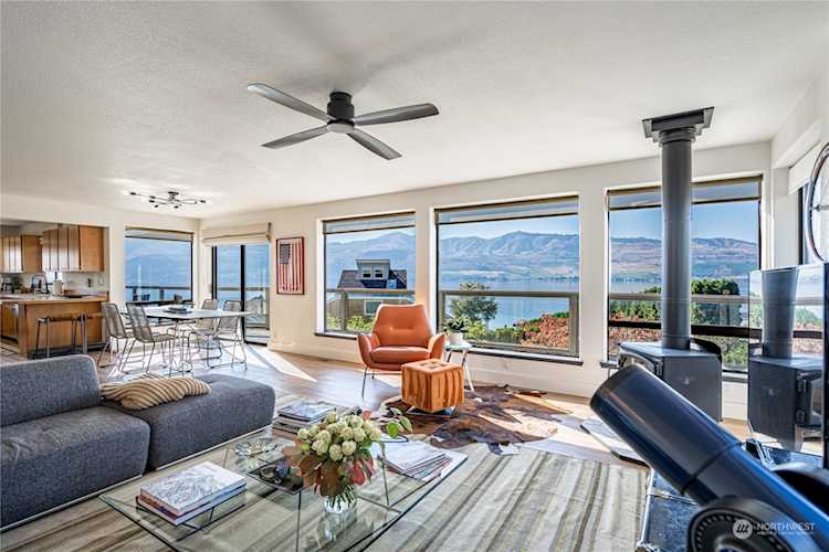 203 Eldorado Way Chelan, WA 98816