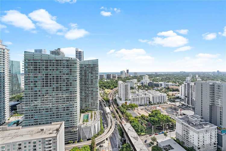 999 SW 1st Ave #3304 Miami, FL 33130