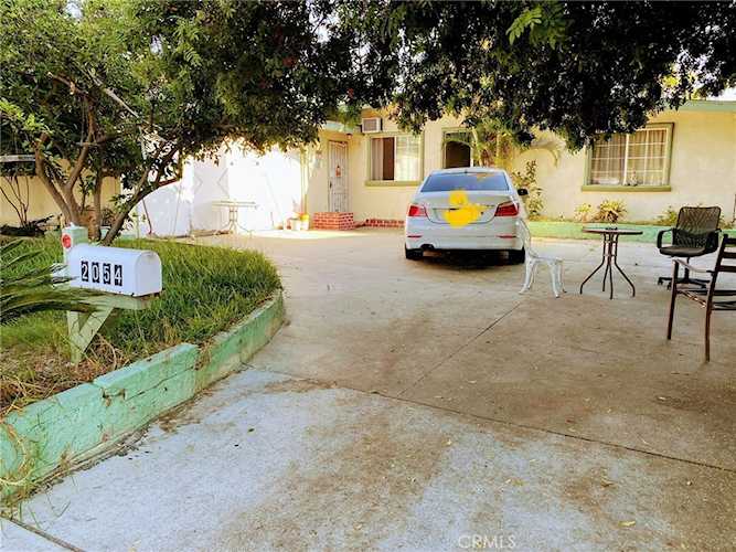 2054 W Catalpa Ave Anaheim, CA 92801 | MLS IV23178417 Photo 1
