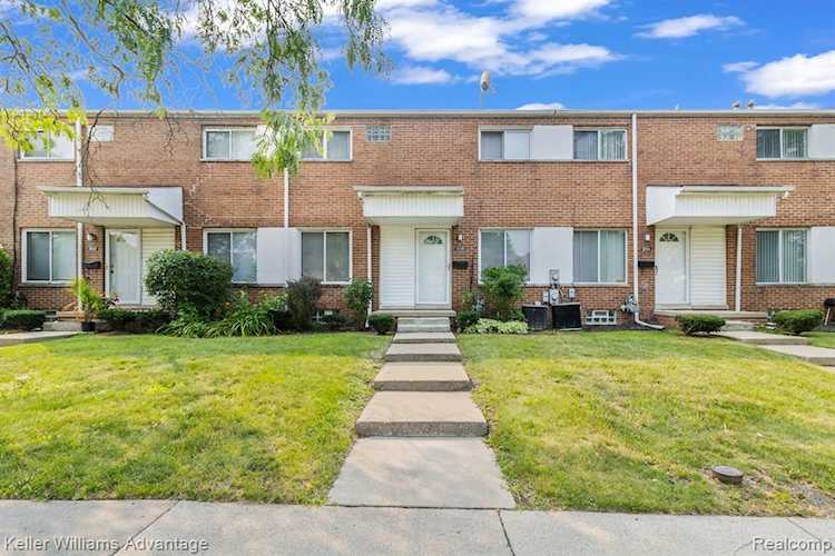 3118 E Lafayette St #38 Detroit, MI 48207