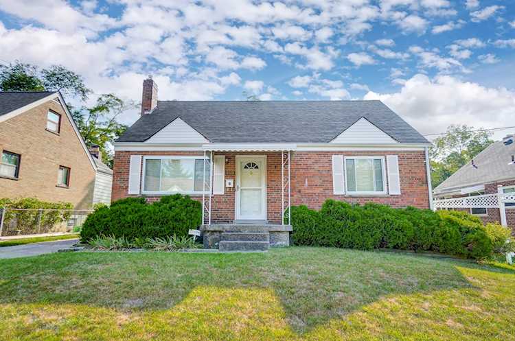9108 Orangewood DR Cincinnati, OH 45231
