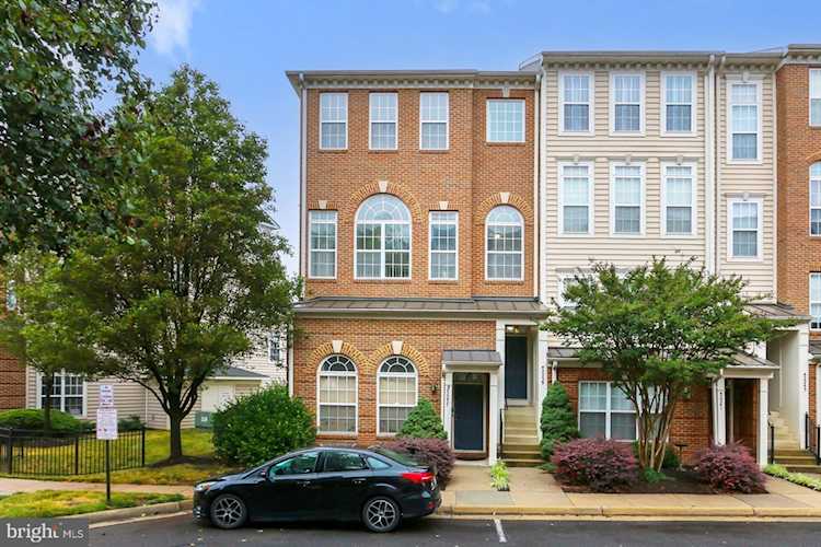 42239 Black Rock Terrace For Sale in Aldie Photo 1