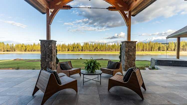 63420 NW Shoreline Dr Bend, OR 97703