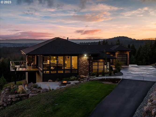 2412 NE 264th CT Camas, WA 98607