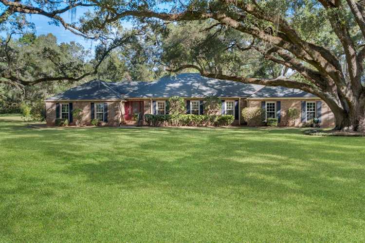 2709 Victor Hugo Dr Tallahassee, FL 32308