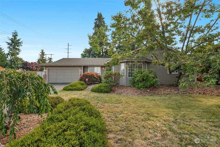 4530 127th Place SE Everett, WA 98208