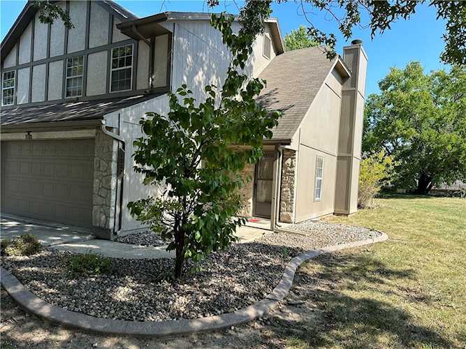 1007 Porter Ct Blue Springs, MO 64015 | MLS 2439189 Photo 1