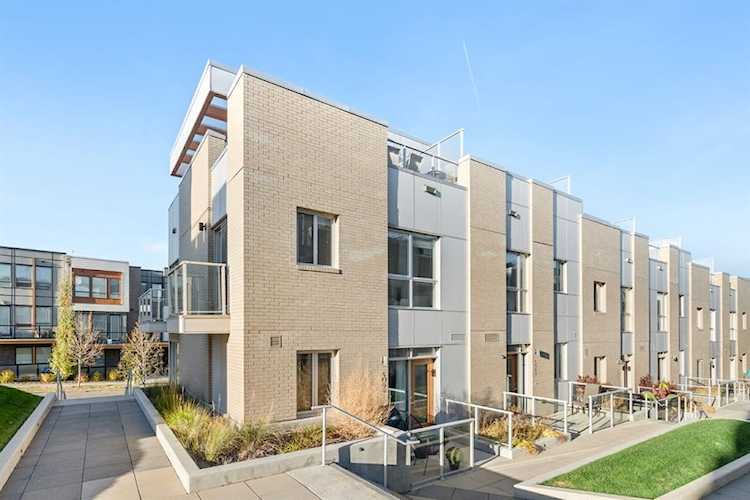 4065 Norford Ave NW Calgary, AB T3B 6H3