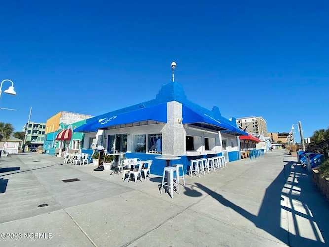 5 Cape Fear Blvd Carolina Beach, NC 28428