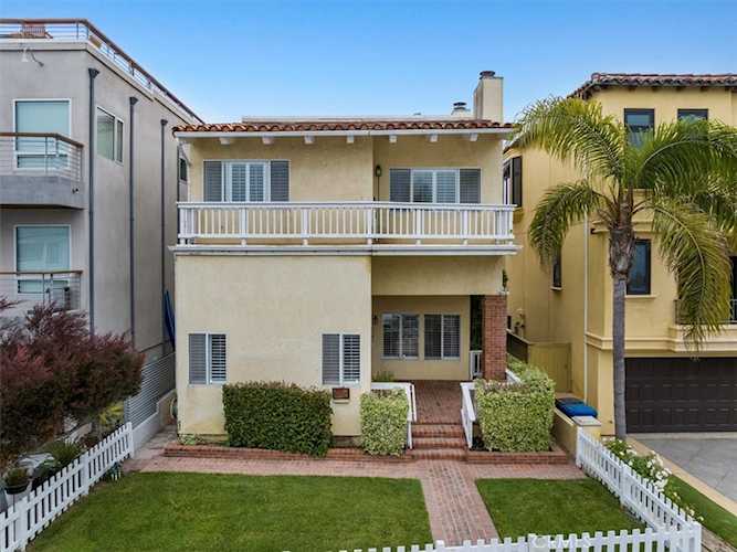 1616 Monterey Blvd Hermosa Beach, CA 90254