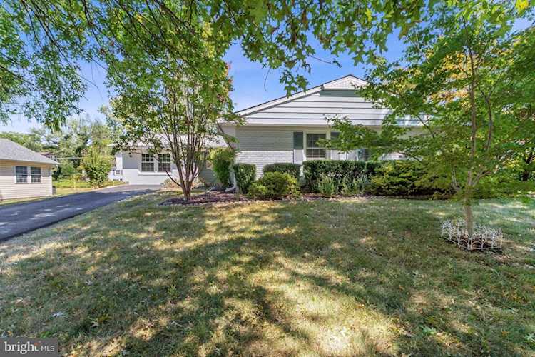 13120 Poplar Tree Rd For Sale in Fairfax Photo 1