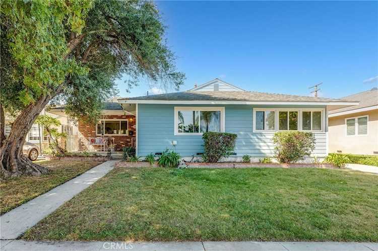 3215 Petaluma Ave Long Beach, CA 90808