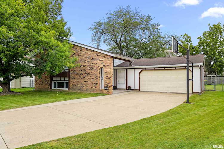 5809 N Old Orchard Dr Peoria, IL 61614 home for sale, MLS#PA1245246 - Rodgers Real Estate Group Photo 1