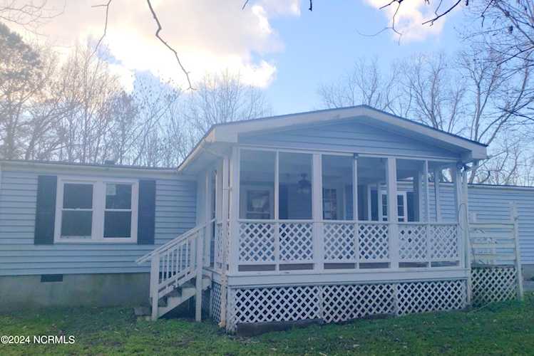 418 Wickham Rd Shiloh, NC 27974