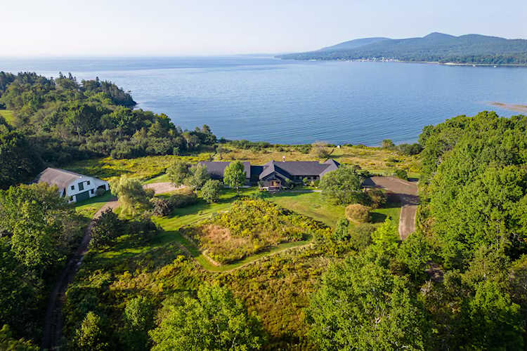 30 Soaring Eagle Point Northport, ME 04849