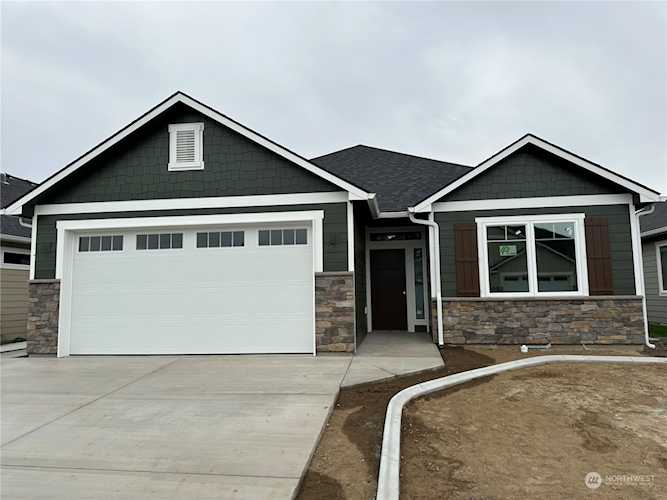 914 N M Loop Dr SW Quincy, WA 98848