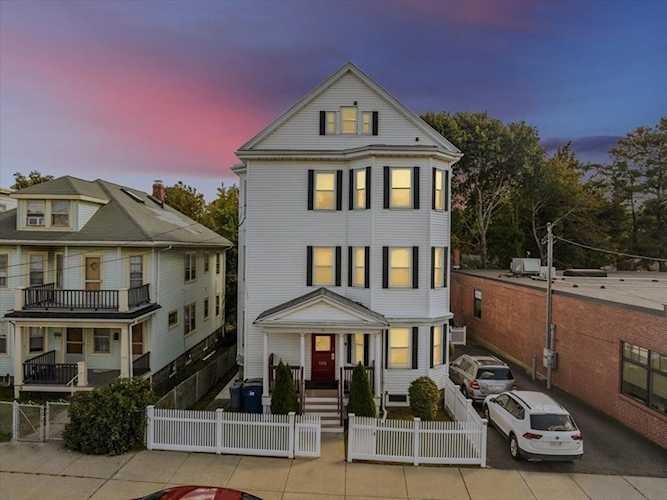 146 Spring St Boston, MA 02132