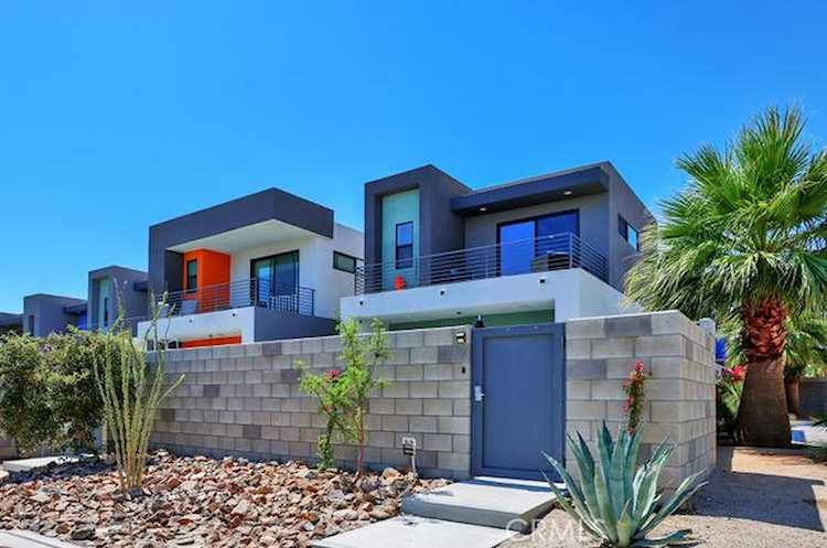 506 Paragon Loop Palm Springs, CA 92262