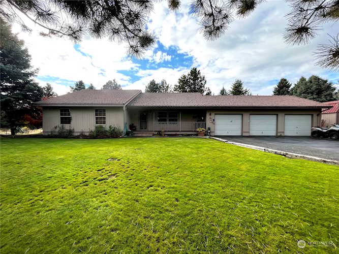 43 Orchard View Dr Omak, WA 98841