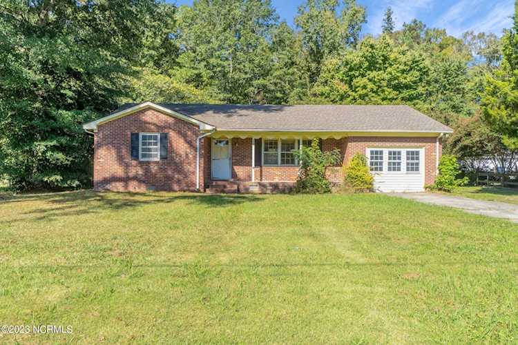 2207 Shady Dr Elizabeth City, NC 27909