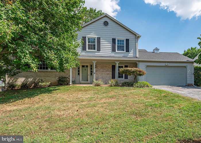 19720 Olney Mill Rd Brookeville, MD 20833 | MLS MDMC2100594 Photo 1