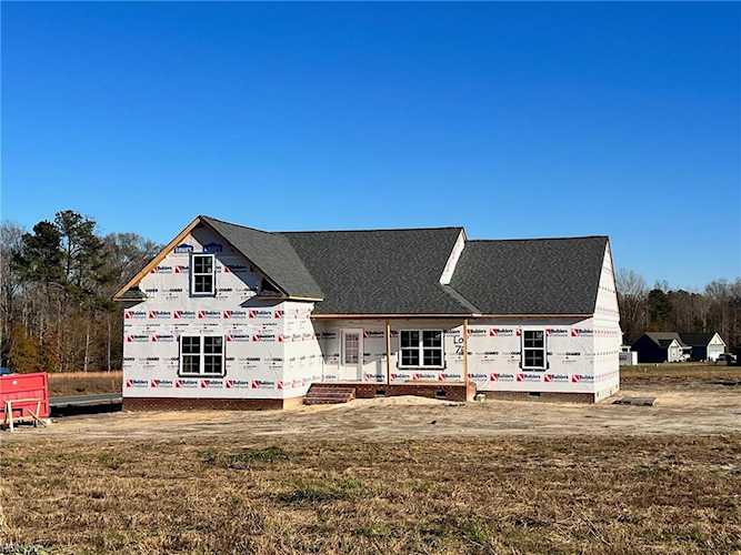 33084 Sandy Creek Dr Franklin, VA 23851