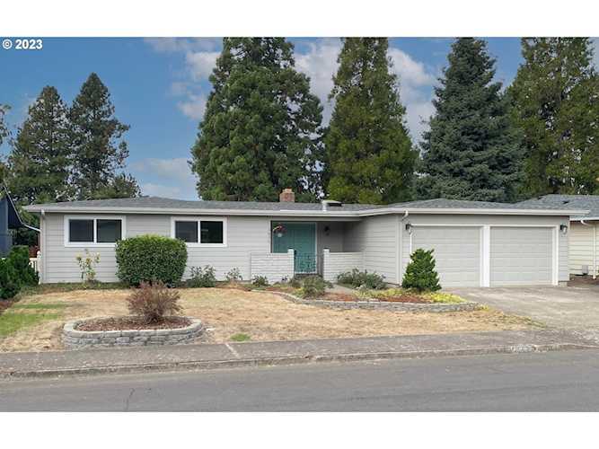 3875 Glenwood LOOP Salem, OR 97317