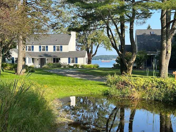 25 N Causeway Ln Southwest Harbor, ME 04679